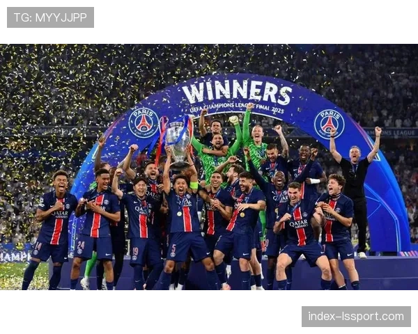 巴黎圣日耳曼两回合4-0完胜利物浦，卫冕冠军强势挺进四强